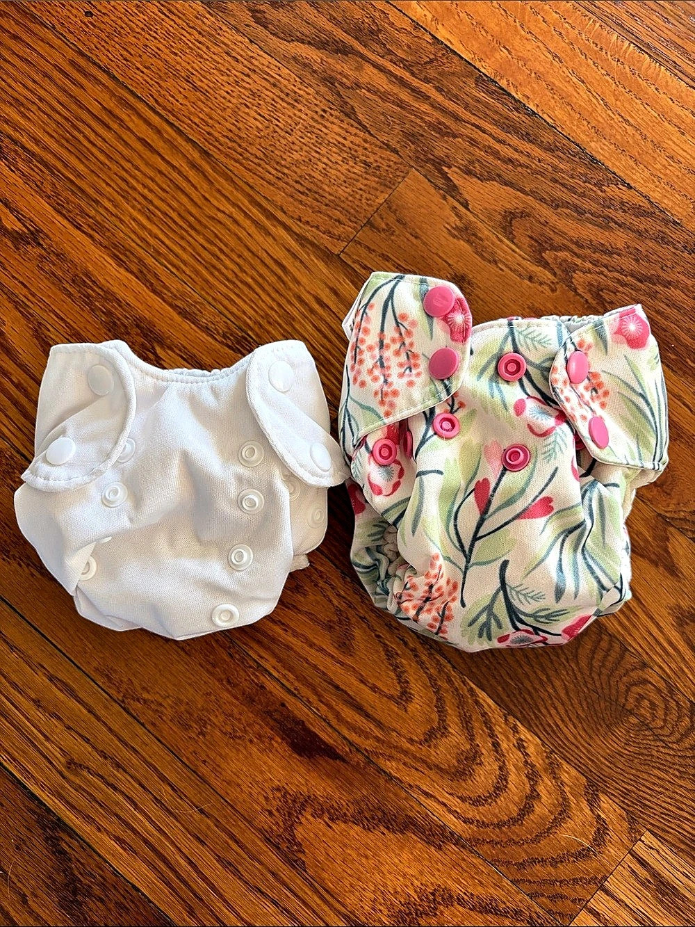 Newborn Cloth Diapers - Picture 4 of 6